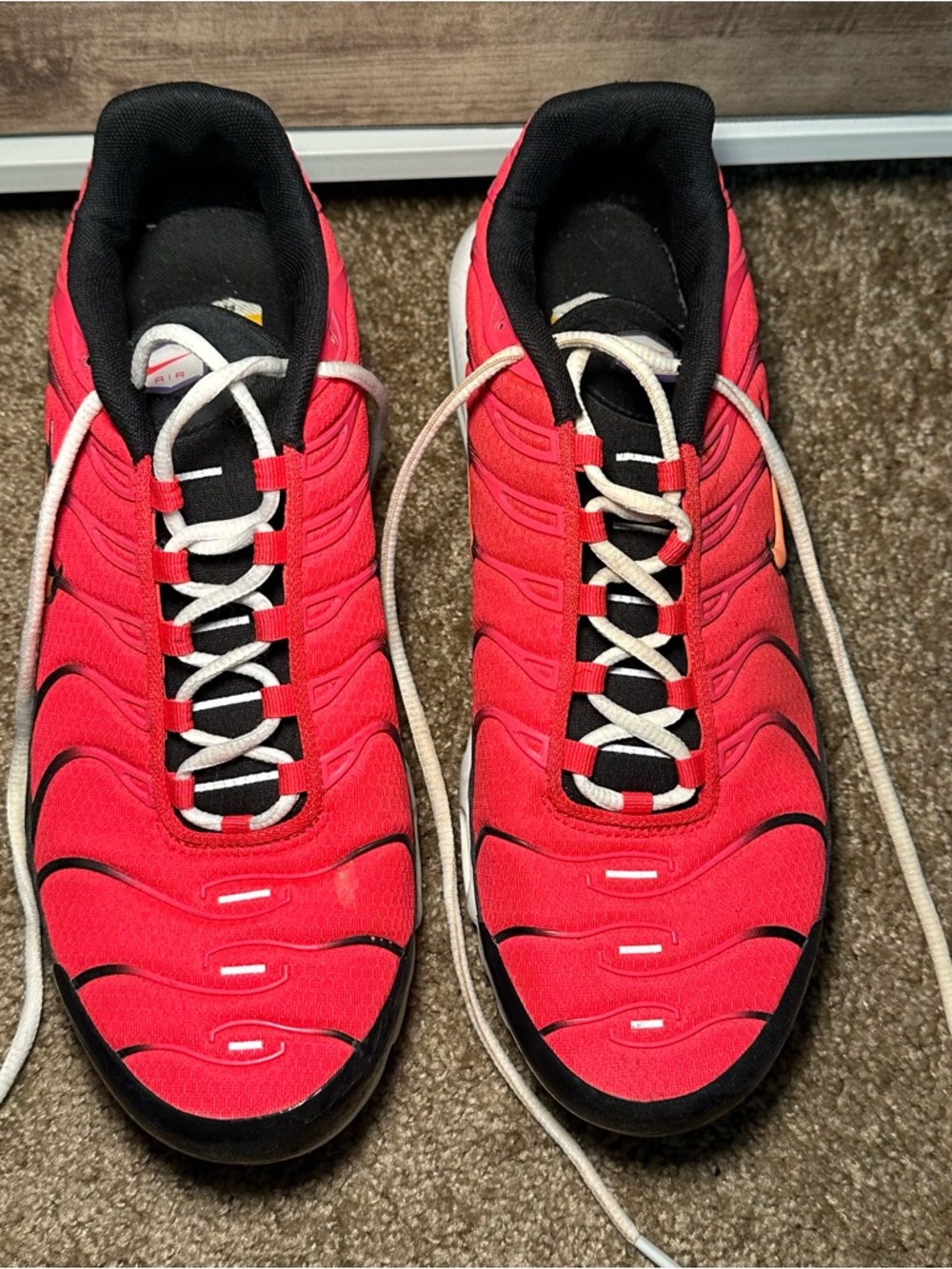 Nike Air Max Plus TN Red Black Men’s Size 11.5